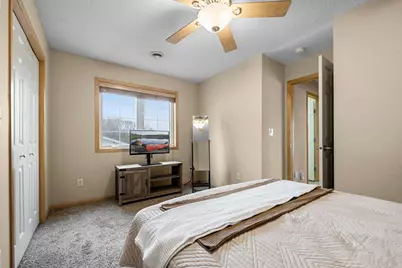 2923 Hemingway Drive, Chaska, MN 55318 - Photo 22