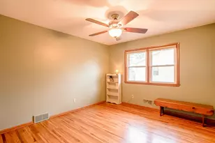 14115 Rockford Rd, Plymouth, MN 55447 - Photo 20