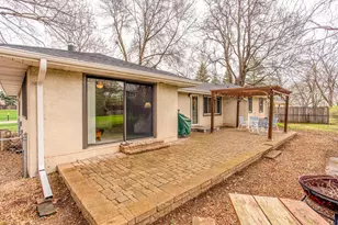 14115 Rockford Rd, Plymouth, MN 55447 - Photo 36