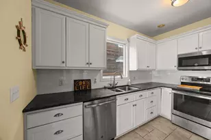 605 Park Ln, Long Lake, MN 55356 - Photo 8