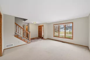 12215 29th Ave N, Plymouth, MN 55441 - Photo 10