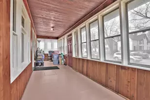 914 Charlotte St, Saint Paul, MN 55104 - Photo 4