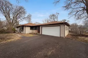 8615 Virginia Cir N, Saint Louis Park, MN 55426 - Photo 6