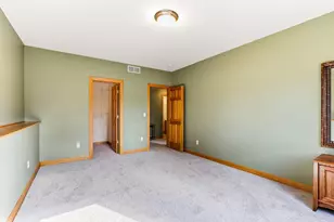 4525 Alicia Dr, Eagan, MN 55077 - Photo 54