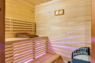 4525 Alicia Dr, Eagan, MN 55077 - Photo 60