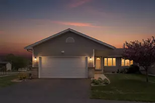 2201 Fisher Ct NW, Rochester, MN 55901 - Photo 30