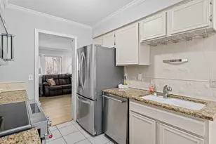 7093 146th St W, Apple Valley, MN 55124 - Photo 4