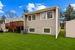 7093 146th St W, Apple Valley, MN 55124 - Photo 2