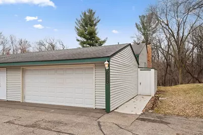 13569 Everton Avenue, Apple Valley, MN 55124 - Photo 2