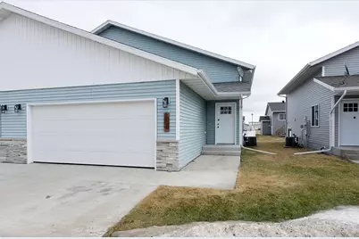 153 Pine Avenue, Mapleton, ND 58059 - Photo 1