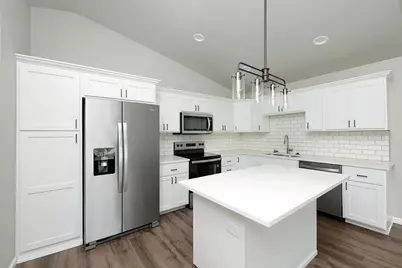 153 Pine Avenue, Mapleton, ND 58059 - Photo 4