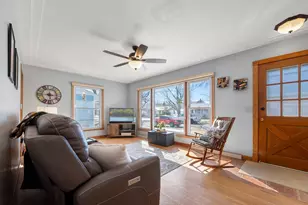 616 2nd Ave NE, Osseo, MN 55369 - Photo 6