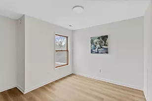 14271 Bedford Dr, Eden Prairie, MN 55346 - Photo 12