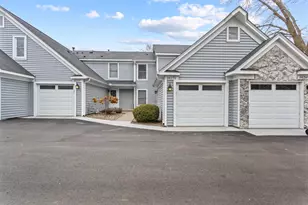 14271 Bedford Dr, Eden Prairie, MN 55346 - Photo 1