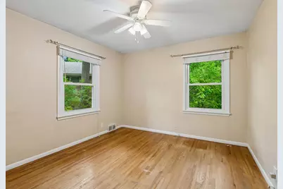 1501 Valders Avenue N, Golden Valley, MN 55427 - Photo 28