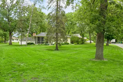 1501 Valders Avenue N, Golden Valley, MN 55427 - Photo 4