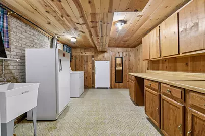 8224 Hillside Drive, Eden Prairie, MN 55347 - Photo 24