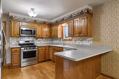 8224 Hillside Drive, Eden Prairie, MN 55347 - Photo 2