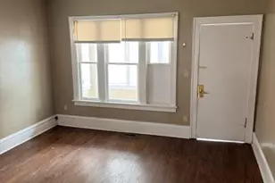 687 Aurora Ave, Saint Paul, MN 55104 - Photo 8