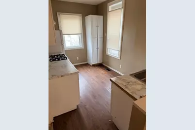 687 Aurora Avenue, Saint Paul, MN 55104 - Photo 10