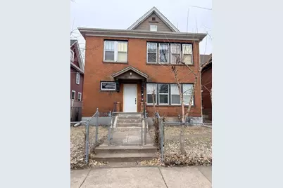 687 Aurora Avenue, Saint Paul, MN 55104 - Photo 1