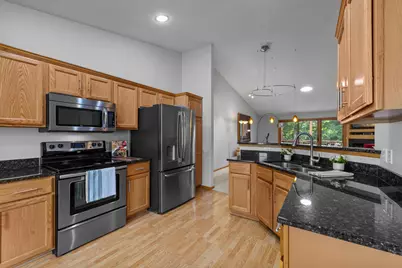 12569 74th Avenue N, Maple Grove, MN 55369 - Photo 10