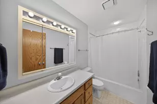 1401 36th St SW, Rochester, MN 55902 - Photo 30