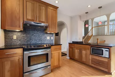 239 16th Avenue SW, New Brighton, MN 55112 - Photo 6