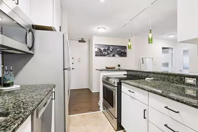 400 Groveland Avenue #914, Minneapolis, MN 55403 - Photo 4