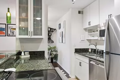400 Groveland Avenue #914, Minneapolis, MN 55403 - Photo 6
