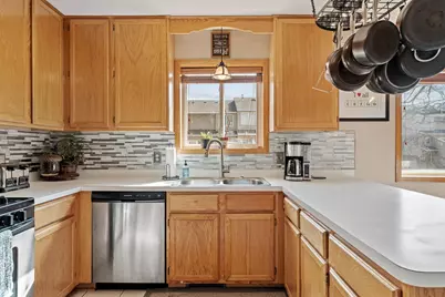 14207 Hibiscus Court, Apple Valley, MN 55124 - Photo 8