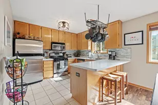 14207 Hibiscus Ct, Apple Valley, MN 55124 - Photo 6