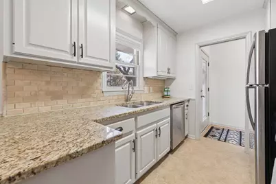 4652 Caribou Drive, Minnetonka, MN 55345 - Photo 8