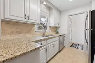 4652 Caribou Dr, Minnetonka, MN 55345 - Photo 8