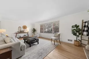 4652 Caribou Dr, Minnetonka, MN 55345 - Photo 4