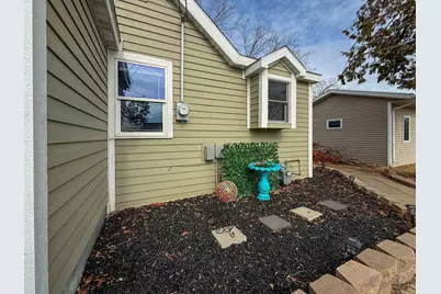 807 21st Street NW, Bemidji, MN 56601 - Photo 4