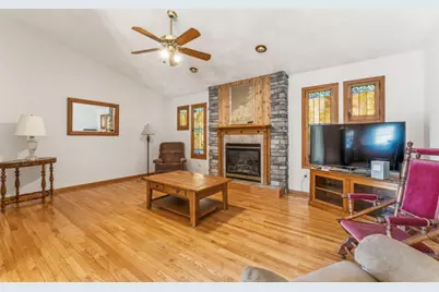 203 W Main Street, Blooming Prairie, MN 55917 - Photo 6