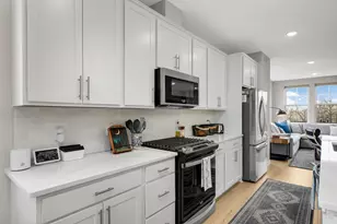 905 Woodlawn Ave, Saint Paul, MN 55116 - Photo 12