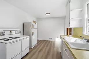 5537 Zenith Ave S, Edina, MN 55410 - Photo 4