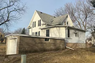 719 S Oak St, Lake City, MN 55041 - Photo 4