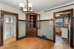 2323 Golden Valley Rd, Minneapolis, MN 55411 - Photo 8