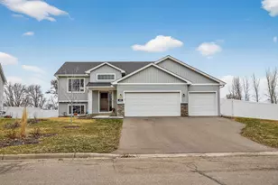 401 66th St SW, Waverly, MN 55390 - Photo 2