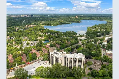 3145 Dean Court #1100, Minneapolis, MN 55416 - Photo 2