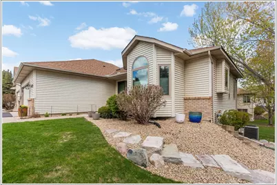 11609 88th Place N, Maple Grove, MN 55369 - Photo 2