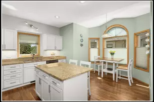 11609 88th Pl N, Maple Grove, MN 55369 - Photo 10
