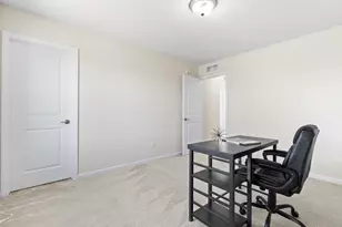 5650 Ranier Ln N, Plymouth, MN 55446 - Photo 36