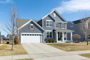 5650 Ranier Ln N, Plymouth, MN 55446 - Photo 2