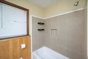 1040 Lincoln Terrace, Columbia Heights, MN 55421 - Photo 14