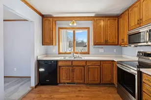 2301 E 121st St, Burnsville, MN 55337 - Photo 10