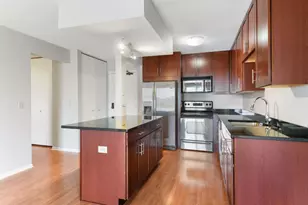 401 S 1st St, Minneapolis, MN 55401 - Photo 4